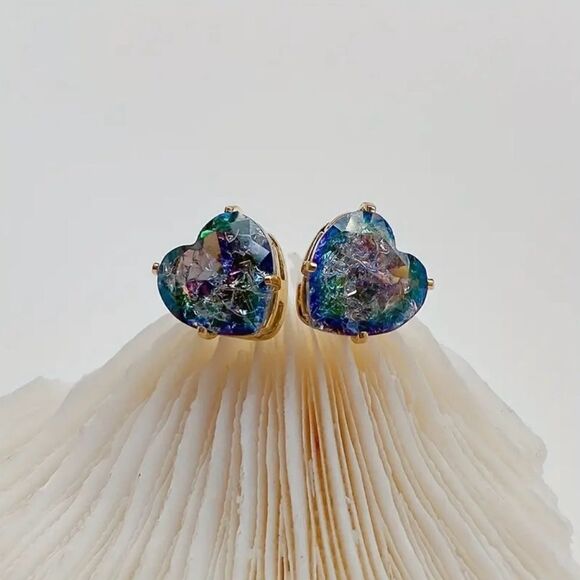 Mystic Color Cubic Zirconia Heart Shape Stud Earring NWT - Picture 2 of 6